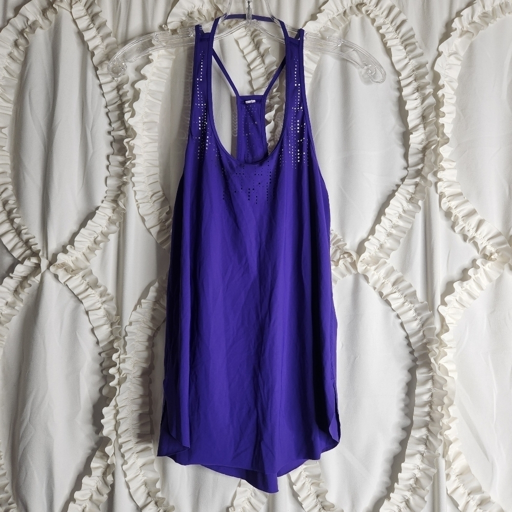 Lululemon sz 4 Women's Vibrant Purple Laser Cut Racerback Water Bound Singlet